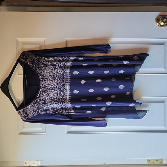 Tops - Women's Long-sleeved Shirt With Silver Embellishments Size S Color Navy/Silver